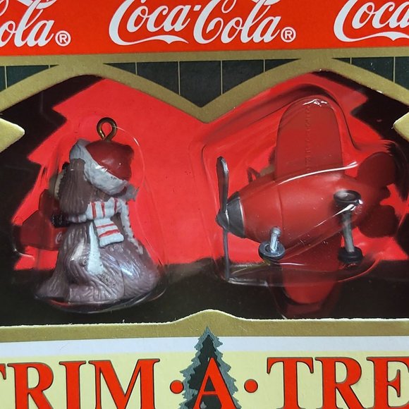 Coca Cola Trim A Tree Collection Elf Flying Airplane Dog Carrying Coke Bottles - Picture 3 of 11